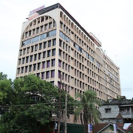 Hotel Rajmahal Guwahati Exterior foto