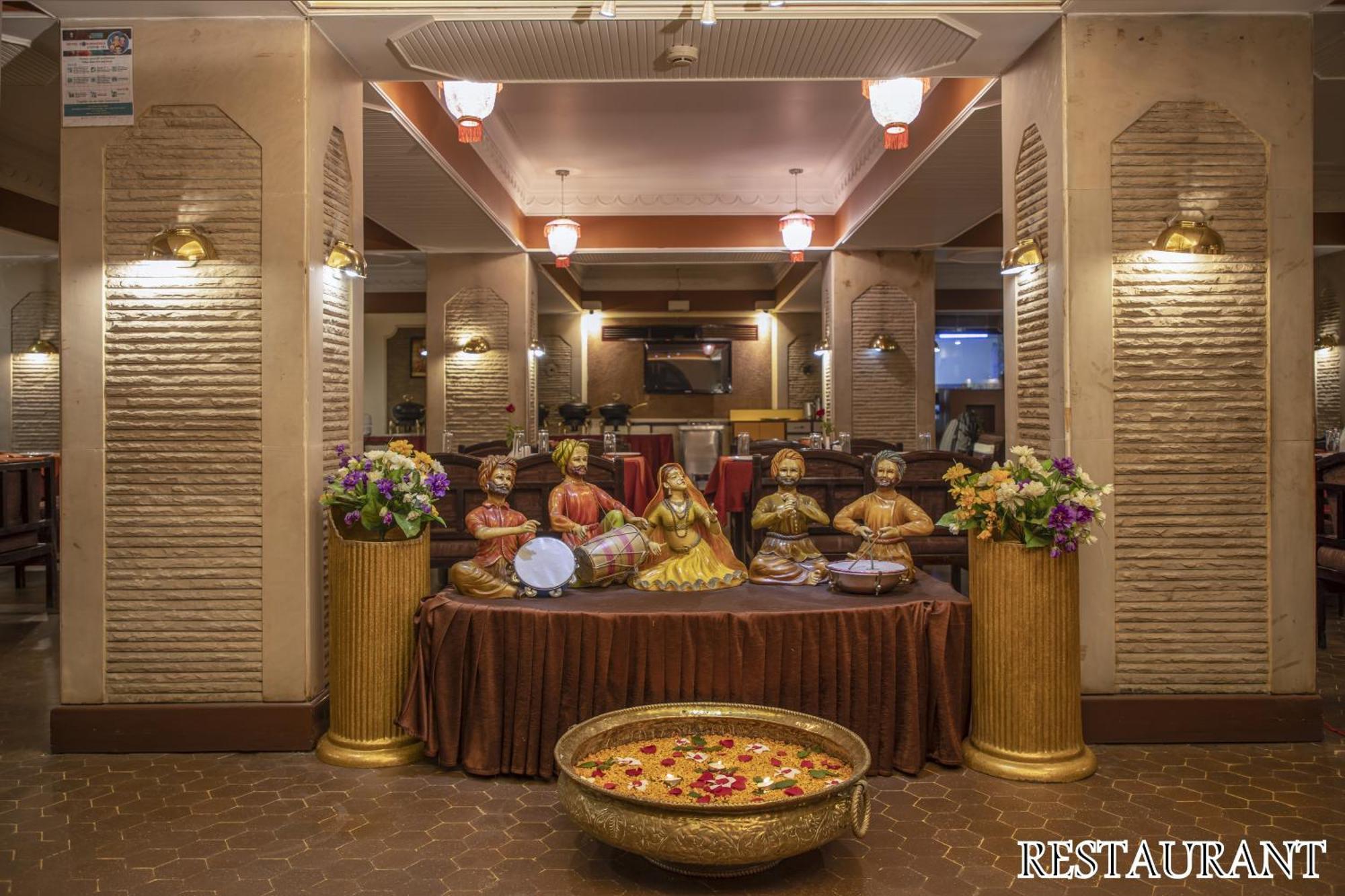 Hotel Rajmahal Guwahati Exterior foto